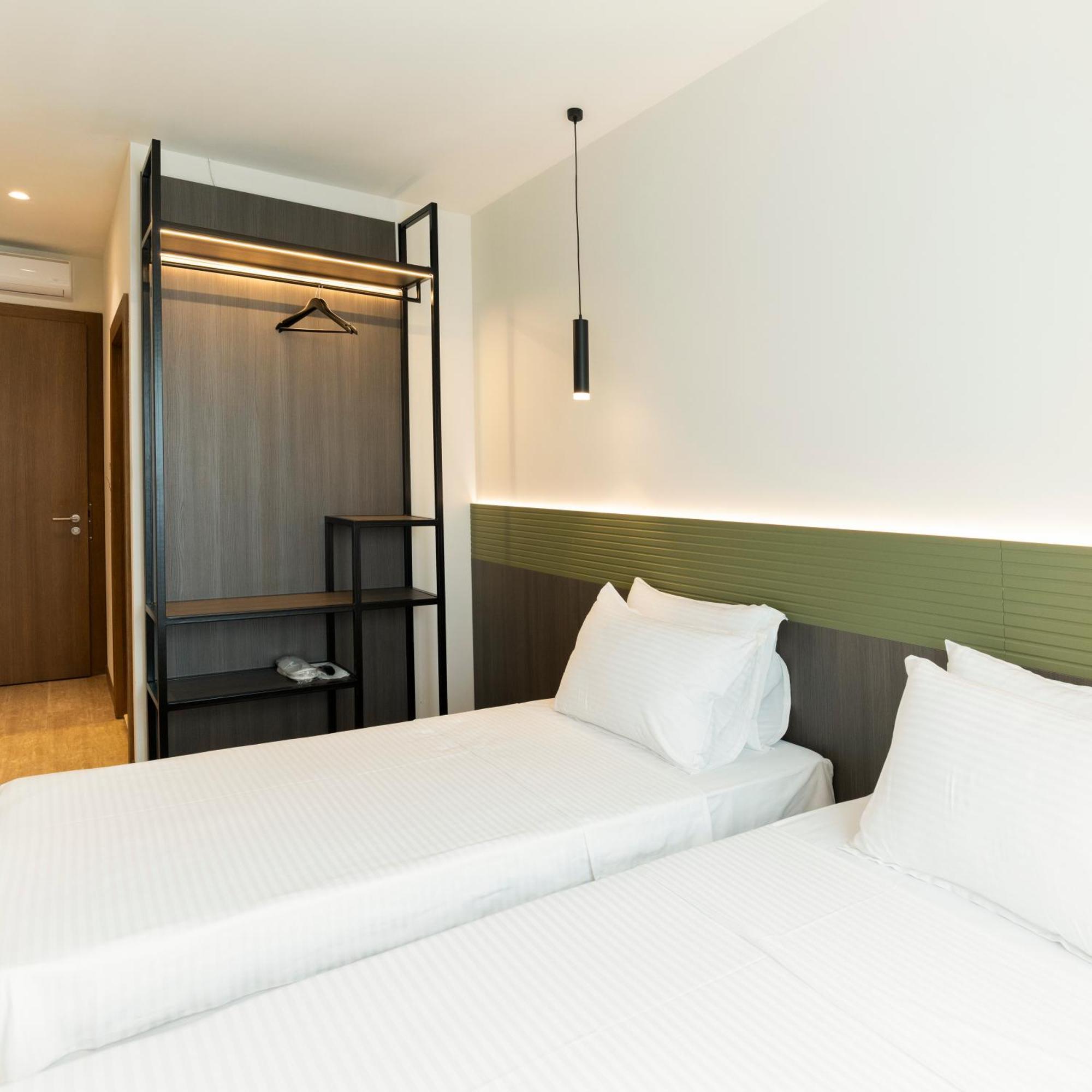 Star Hill Hotel Pristina Esterno foto